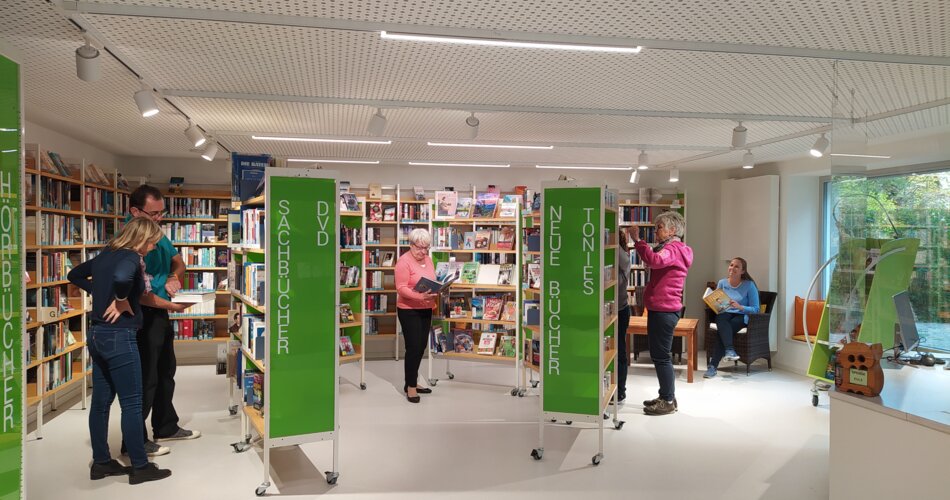 Blick in den Innenraum der Bücherei in der Hindenburgstraße | © Bücherei Hindenburgstraße