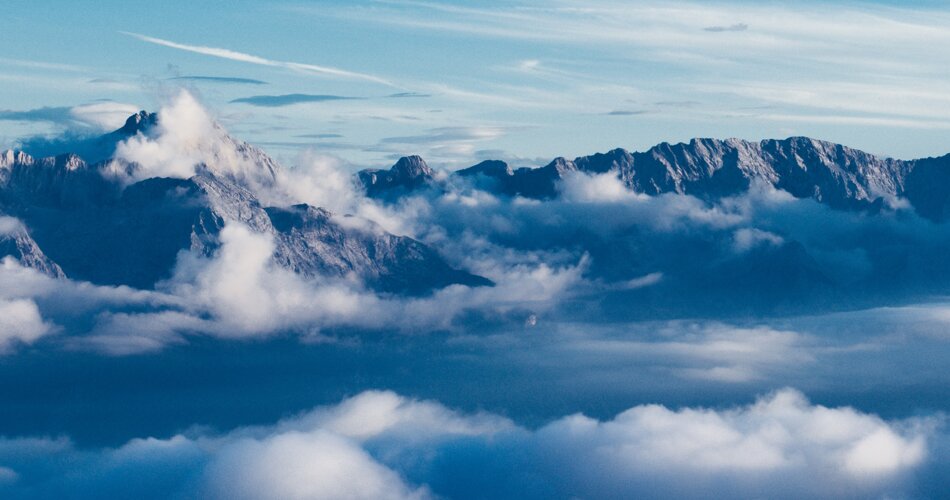 Berggipfel Werdenfelser Land  - über den Wolken | © Kriner-Weiermann