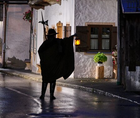 Nachtwächterführung durch Partenkirchen | © GaPa Tourismus GmbH/ Anton Brey