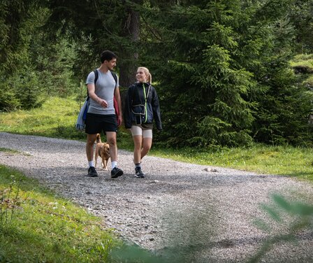 Wanderung zu den Kuhfluchtwasserfällen | © GaPa Tourismus GmbH/ Roadtrip the World