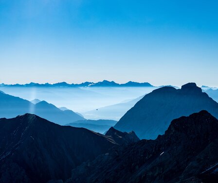 Blick über die Alpen | © Nomi Baumgartl