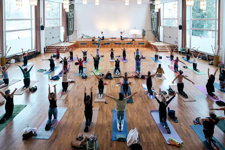 GaPa Yoga Winterfestival Yoga-Session Garmisch-Partenkirchen | © GaPa Tourismus GmbH/stadlerphoto.com