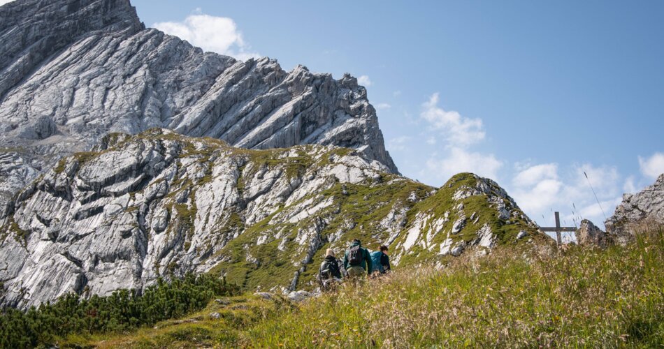 Wandern auf dem Genuss-Erlebnisweg Garmisch-Partenkirchen | © GaPa Tourismus GmbH/Roadtrip the World