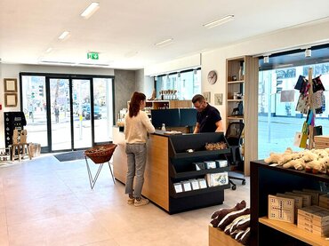 Shop Garmisch-Partenkirchen | © GaPa Tourismus GmbH Blick in den Merchandise -Shop von GaPa Tourismus | © GaPa Tourismus GmbH