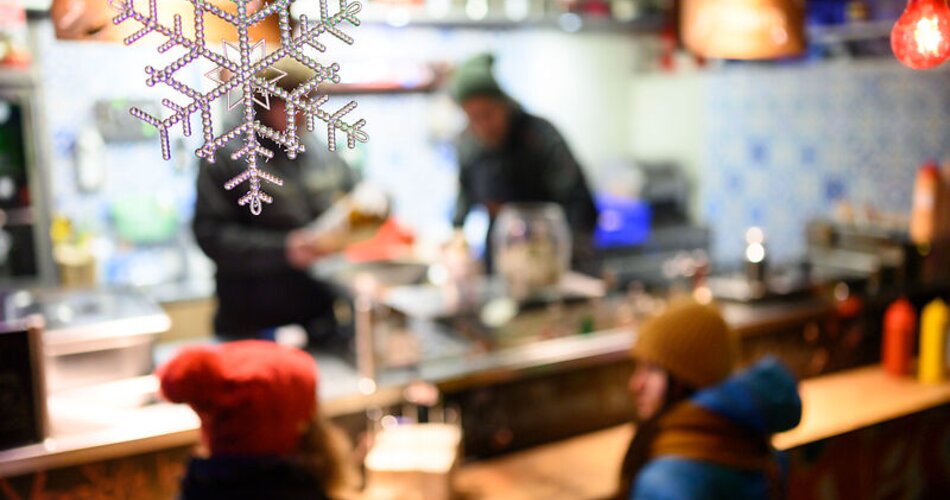 Foodtruck bei Winter im Park in Garmisch-Partenkirchen | © GaPa Tourismus GmbH/ Philipp Gülland